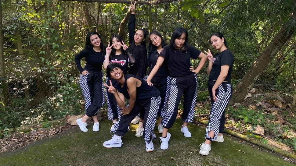 Lawtion Dance Crew on Engineering Week 2022