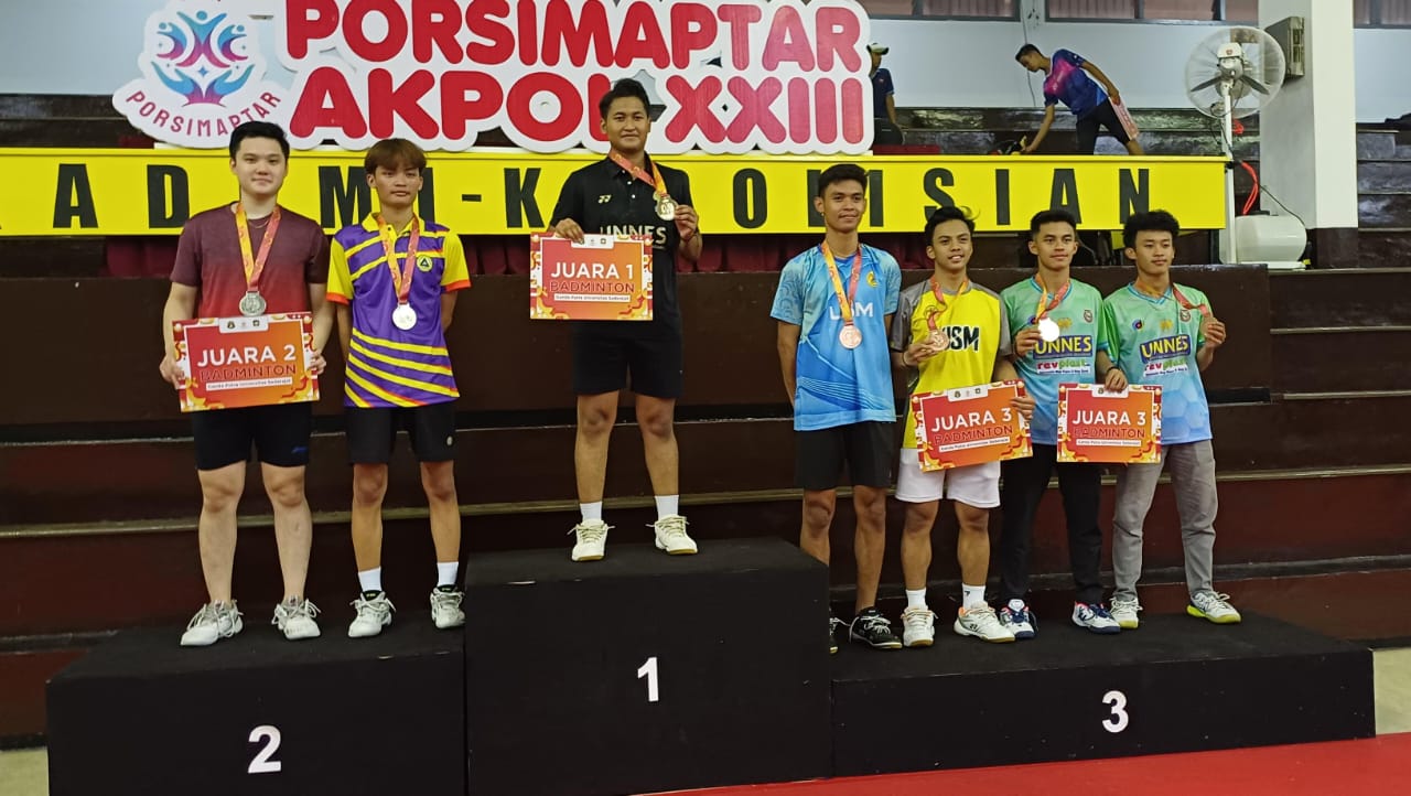 UKM Badminton SCU Raih Juara pada PORSIMAPTAR AKPOL XXIII