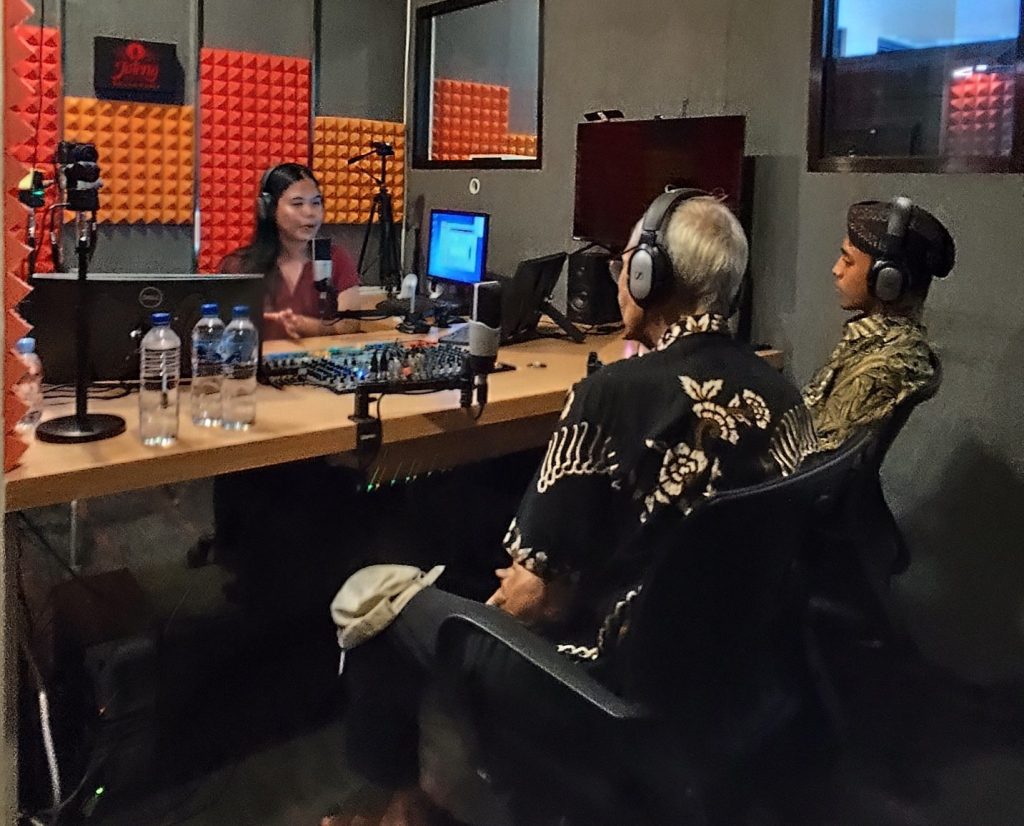 Gandeng Radio Jateng, Ilmu Komunikasi SCU Berikan Pengalaman Belajar Praktik Bagi Mahasiswa